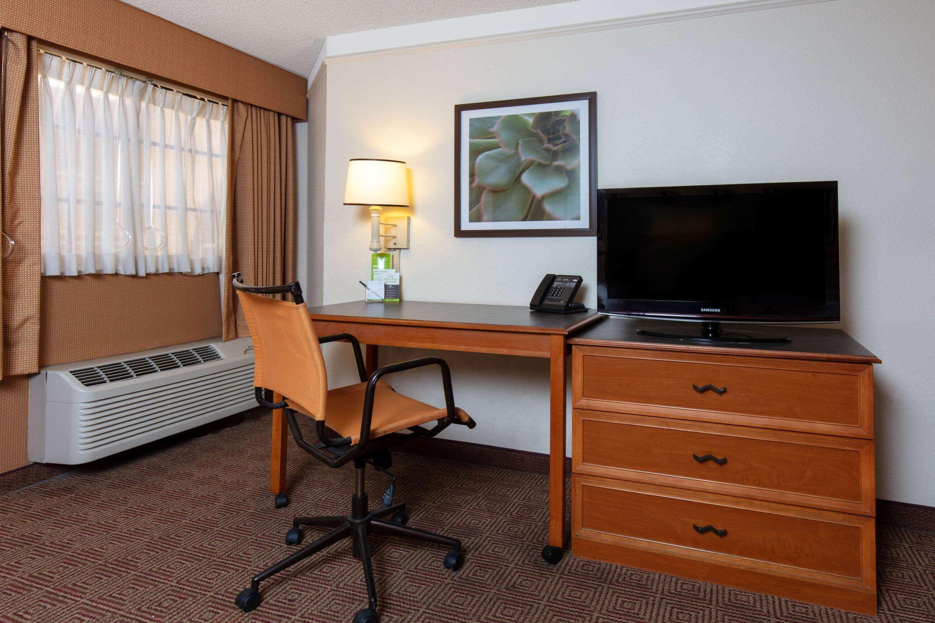 La Quinta By Wyndham Las Vegas Airport N Conv. Екстер'єр фото